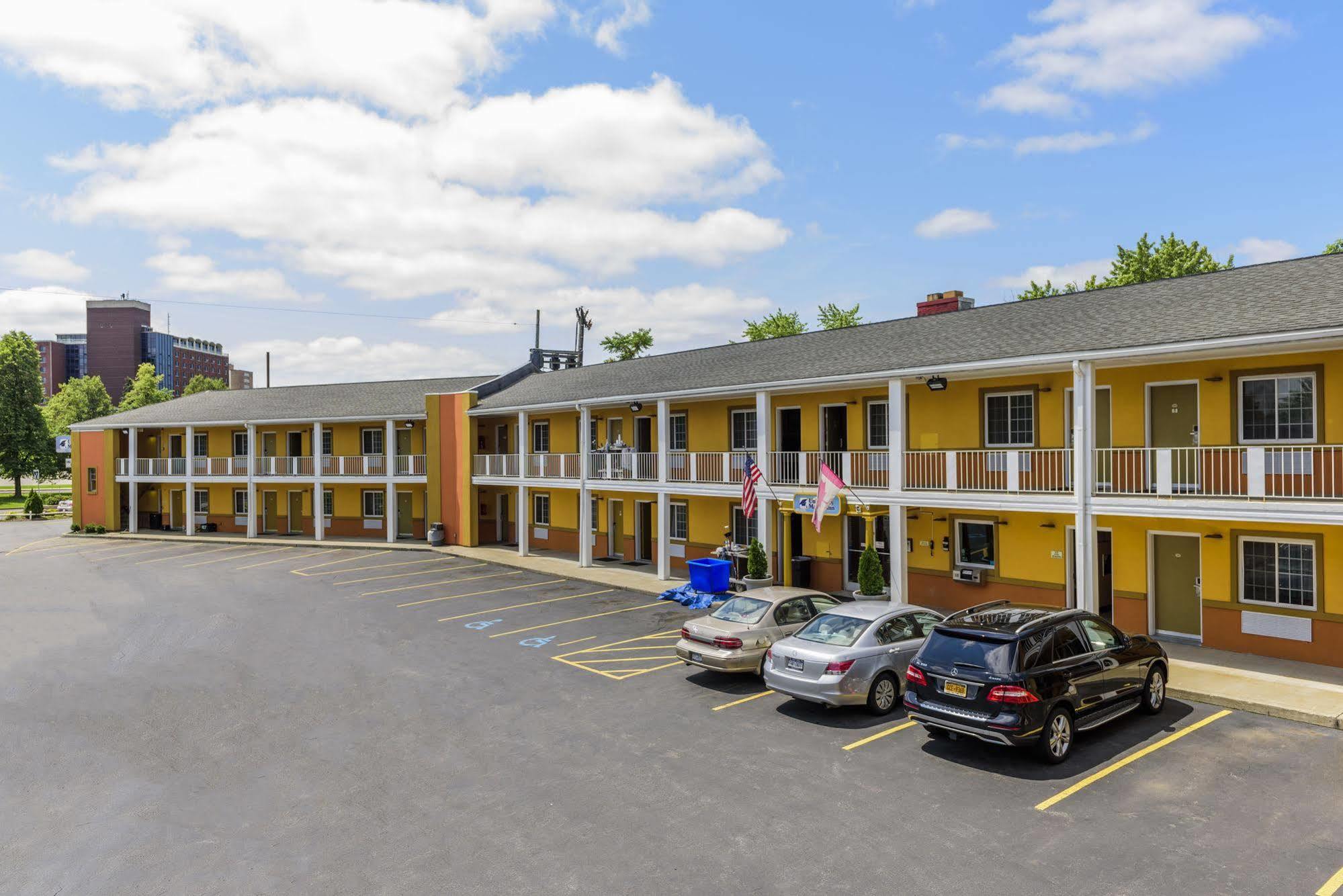 University Manor Inn Μπάφαλο Εξωτερικό φωτογραφία
